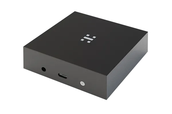 Crestron UC-CAMA-ADPT-ENET-USB USB Plug and Play Camera Adapter for Huddly L1 AI Collaboration Camera