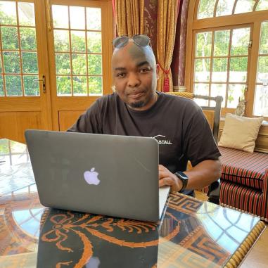 1Install installation engineer Isaiah Narcis