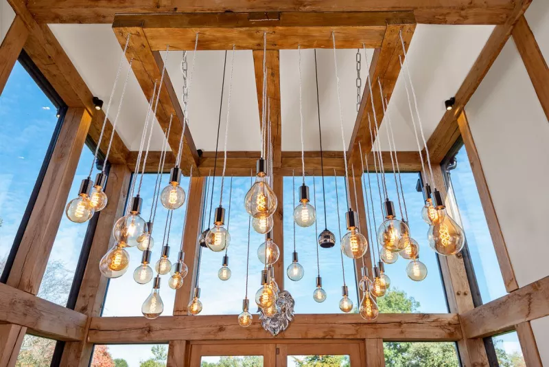 Pendant lights and beams