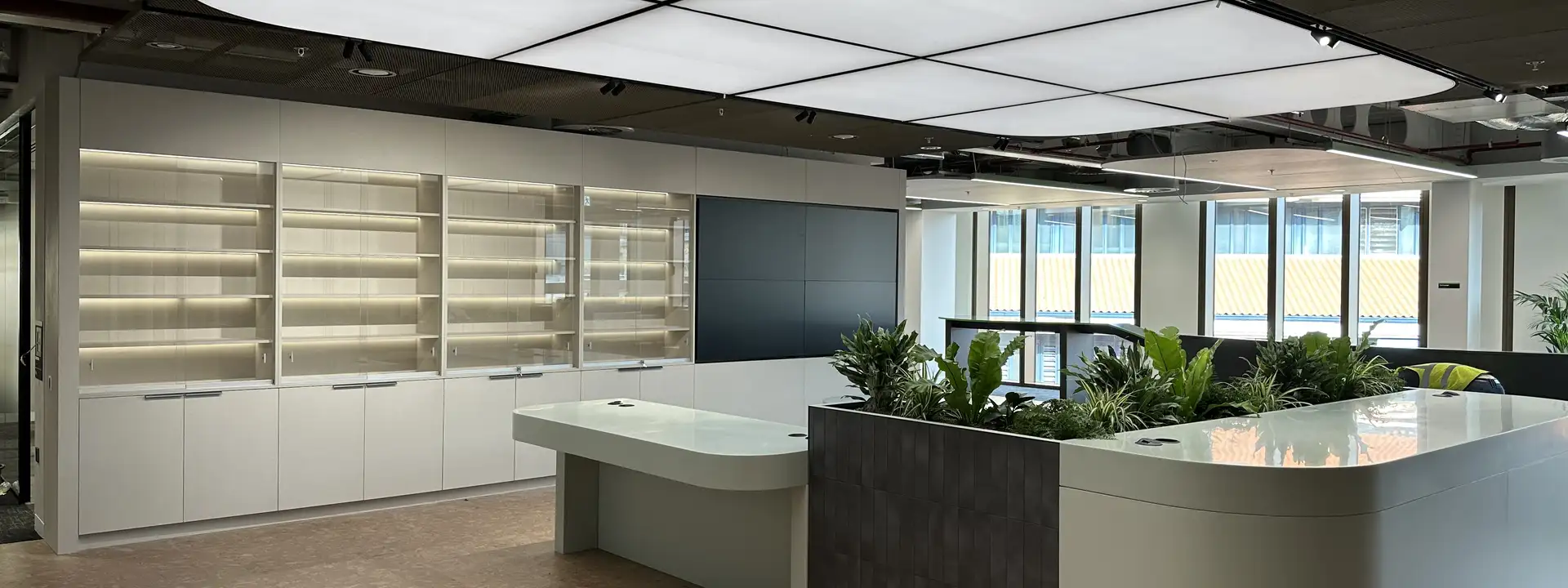 Reception area of an office, fitted with AV by 1Install